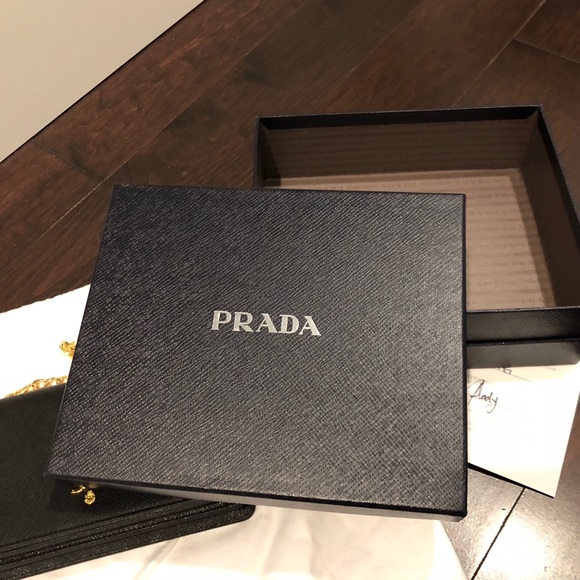 100% authentic black Prada bag with gold chain - Picture 7 of 8